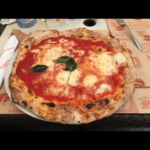 Meet your Posher! - Picture 7 of 8